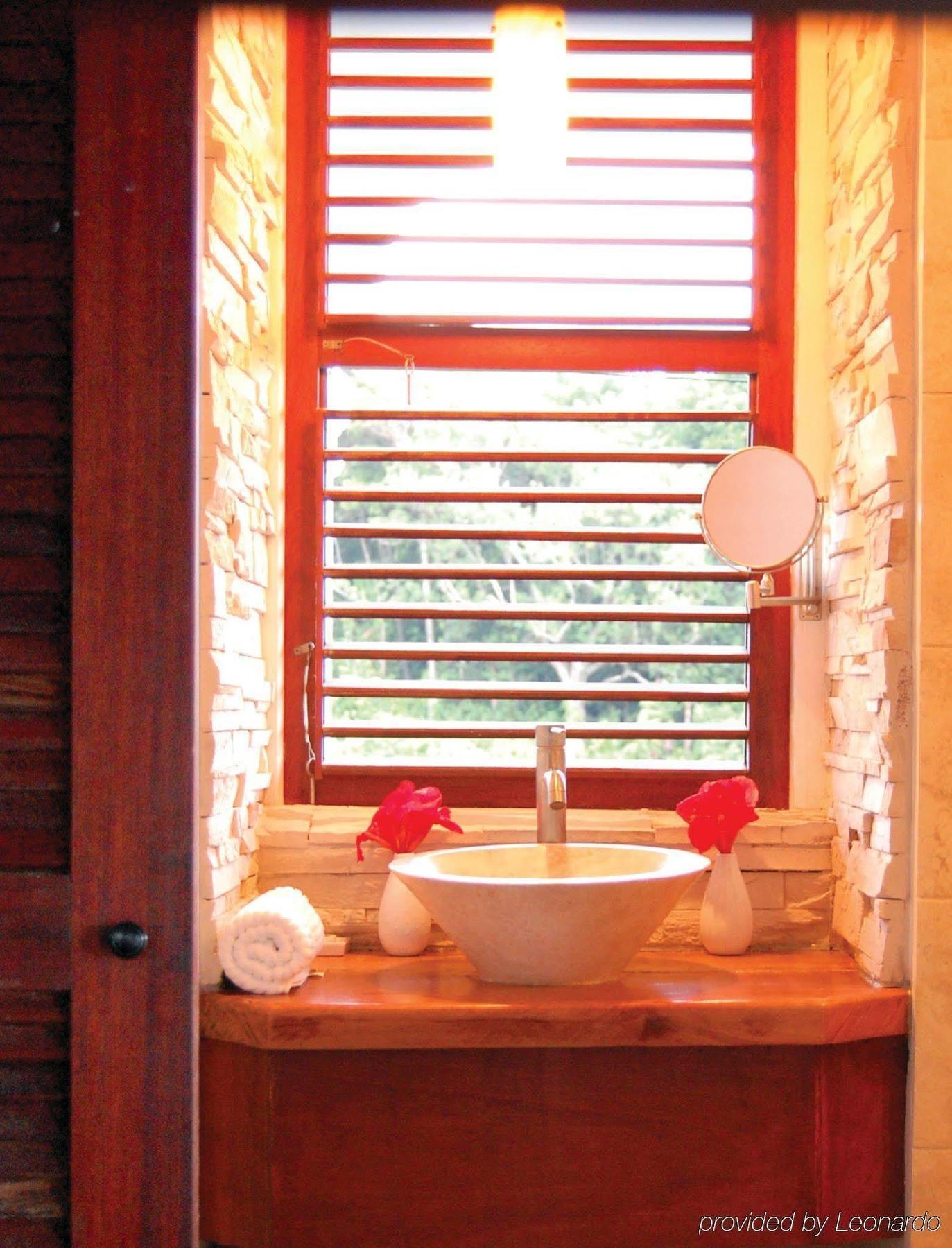 Calibishie Cove Hotel Quarto foto